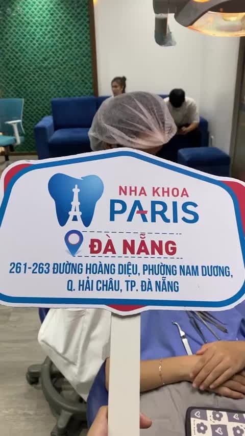 Cận cảnh ca gắn mắc cài kim loại tự động tại Nha khoa Paris - Chi Nhánh Đà Nẵng